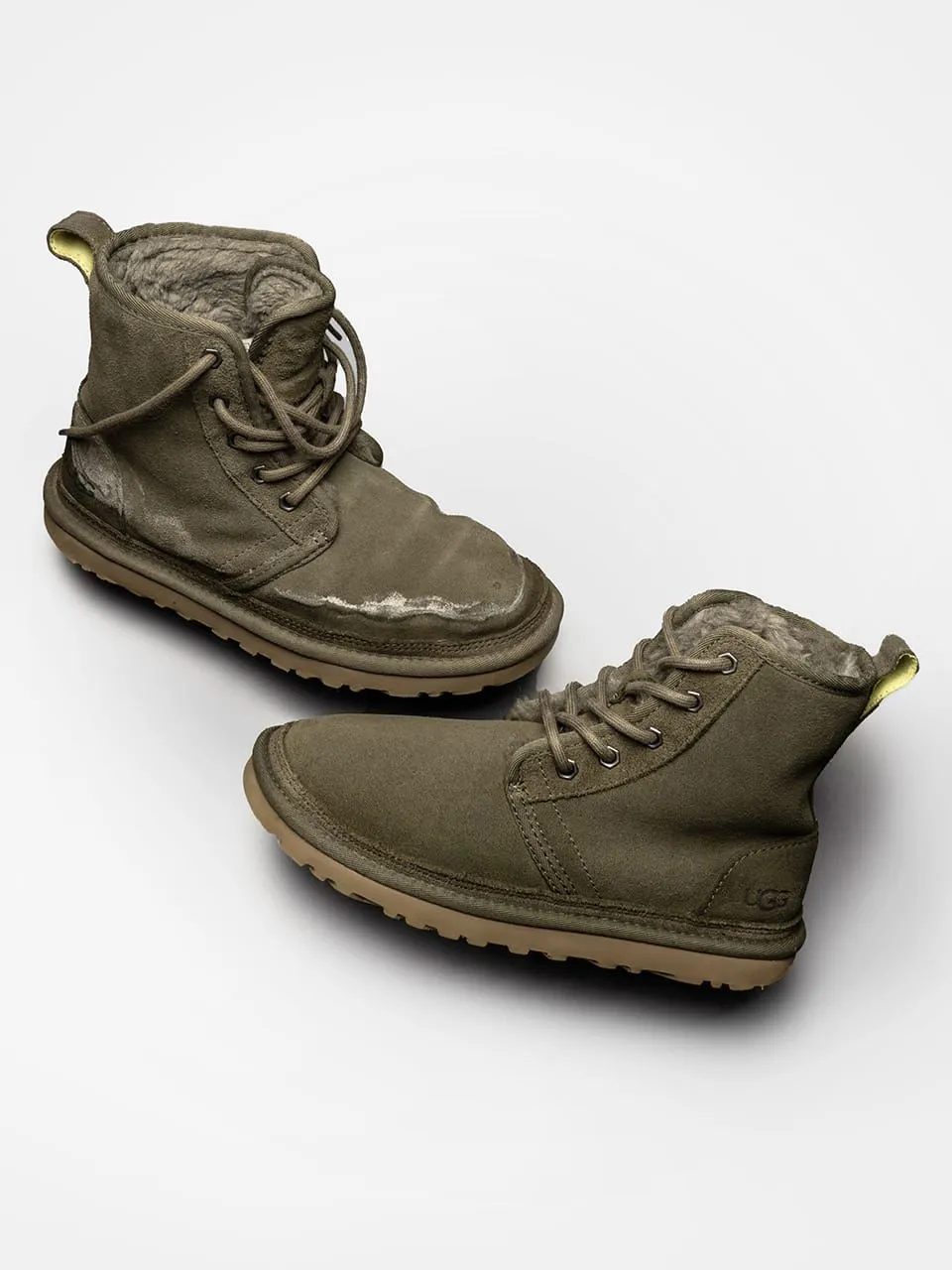 UGG