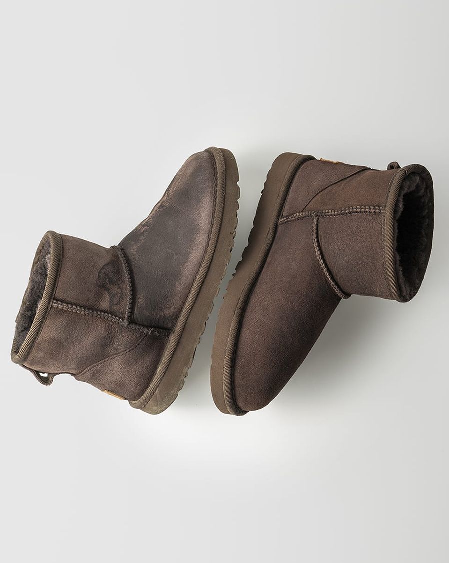 Высокая обувь